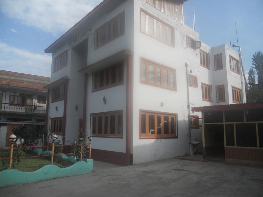 Hotel Royale Jannat Srīnagar 外观 照片