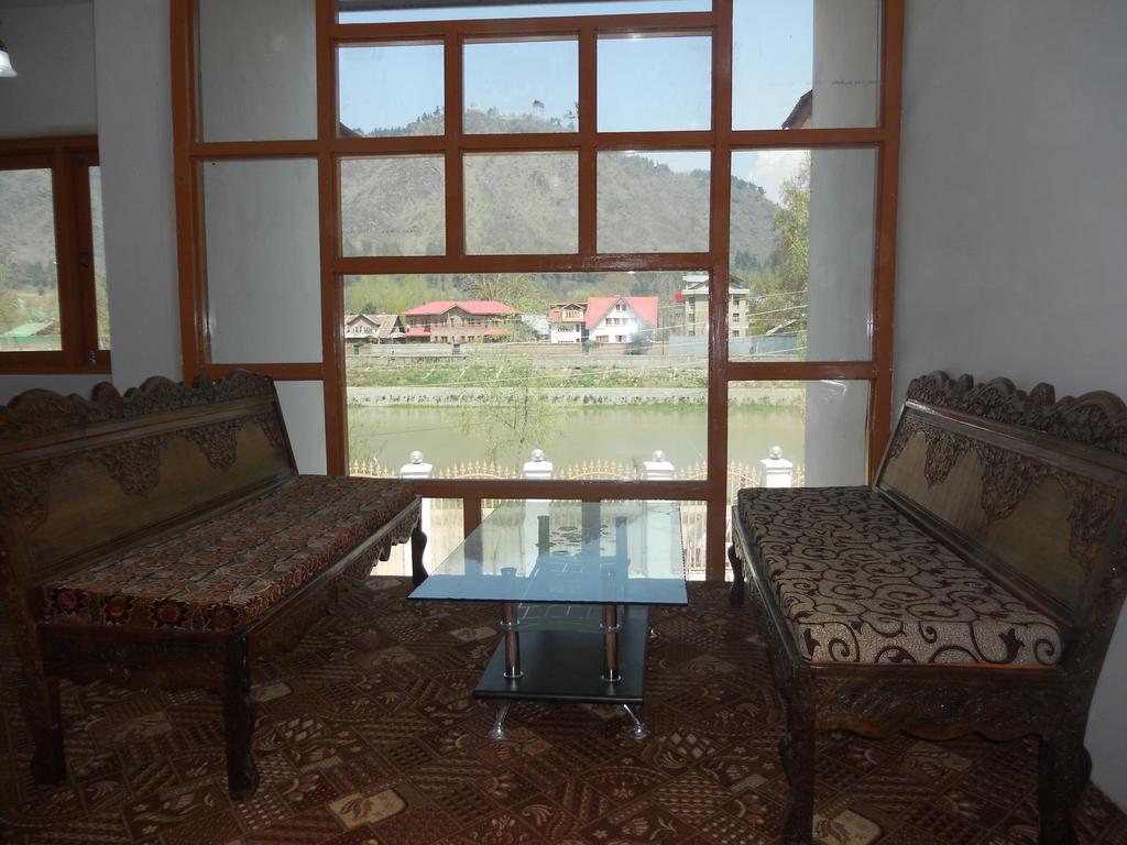Hotel Royale Jannat Srīnagar 外观 照片