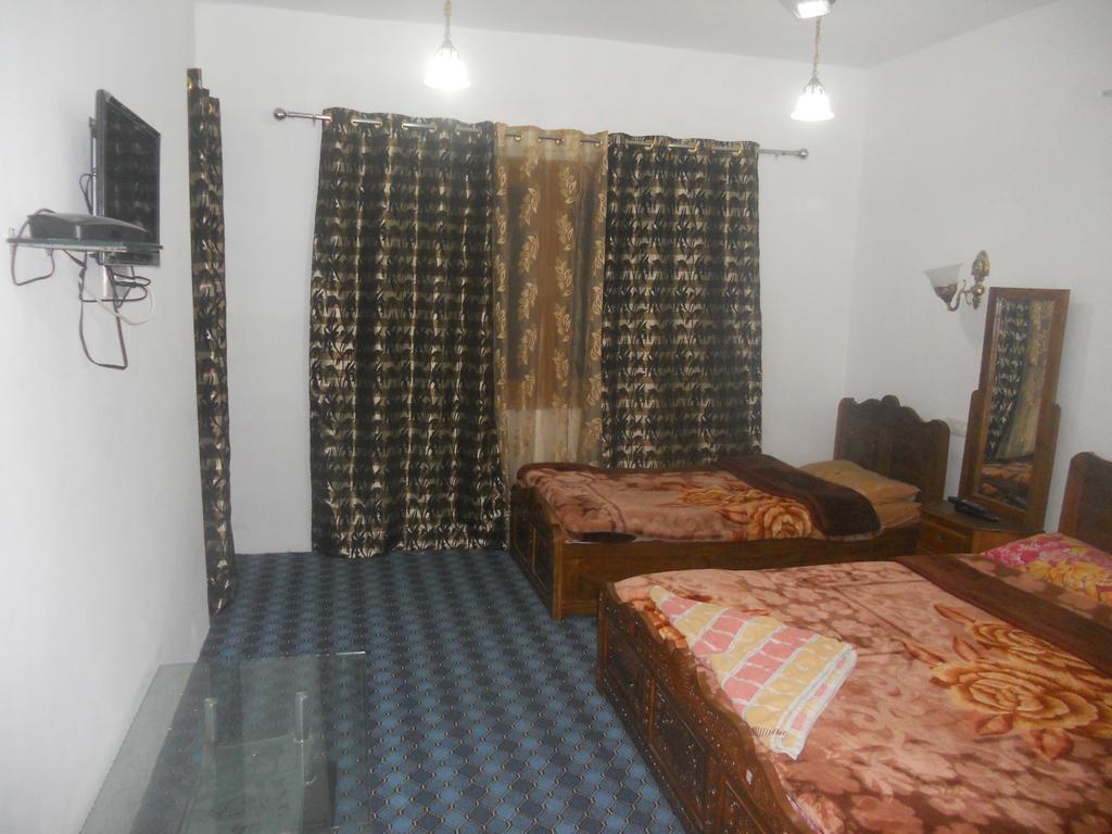 Hotel Royale Jannat Srīnagar 客房 照片