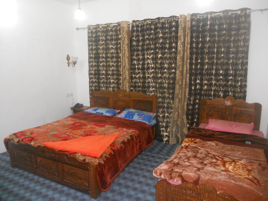 Hotel Royale Jannat Srīnagar 外观 照片